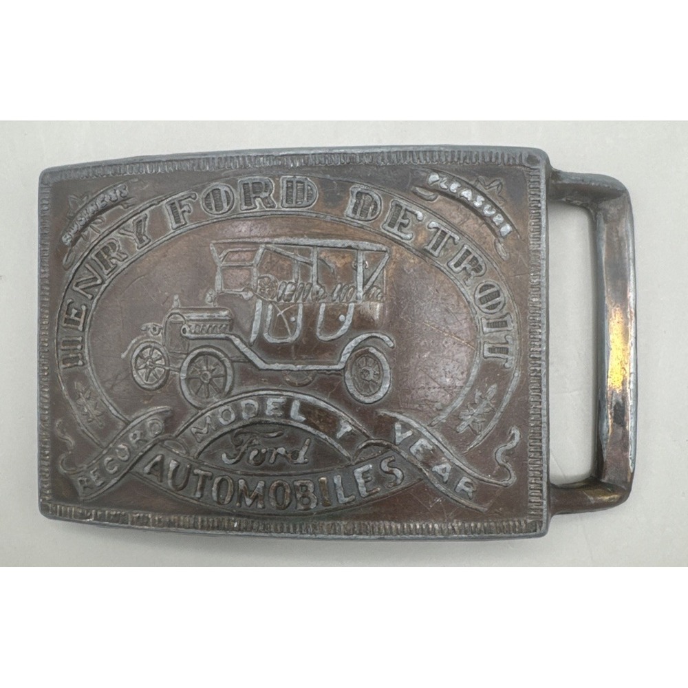 Vintage Henry Ford Detroit Automobiles Model T Car Record Year Belt Buckle